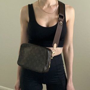 Louis Vuitton crossbody bag